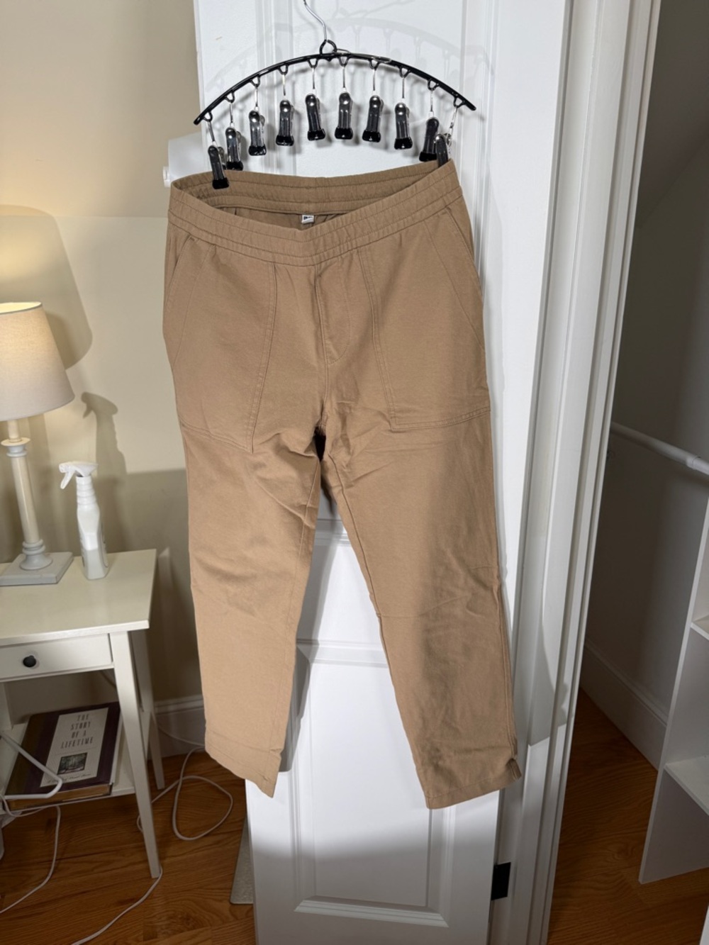 Uniqlo Khaki Jogger Pants Mens Medium Elastic Waist Cotton Stretch